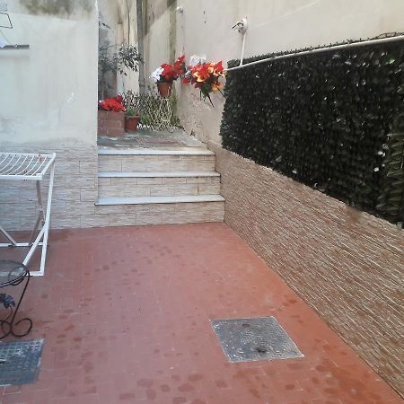 Don Vittorio Home Napoli Bagian luar foto