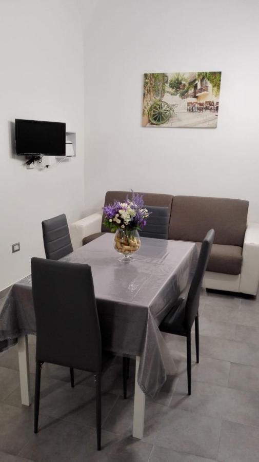 Don Vittorio Home Napoli Bagian luar foto